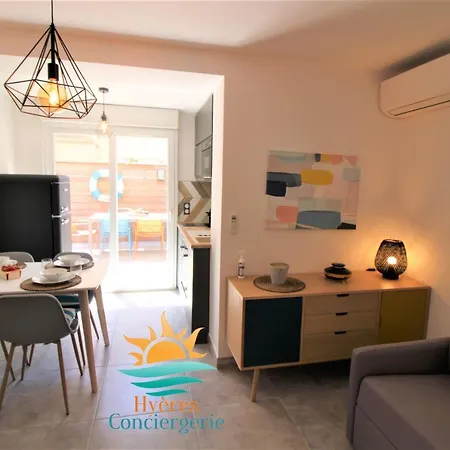 Appartement Hyères-plage -t2 Neuf Rdj/clim- La Capte